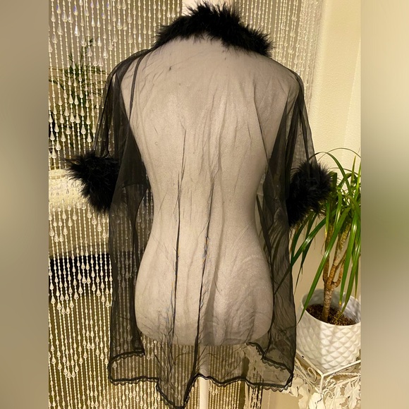 VINTAGE SHEER PEIGNOIR FAUX FUR - Picture 4 of 7